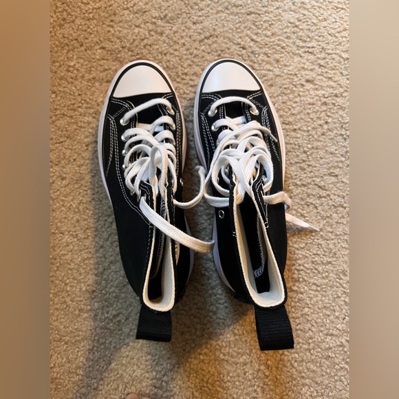 NEW Converse Run Star Hike Shoes Sz 8 Women Platform Sneakers Black White - Picture 2 of 4